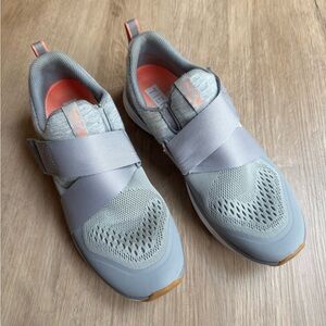 TIEM Slipstream Cycling Shoes - Women’s 8.5, Lunar Gray